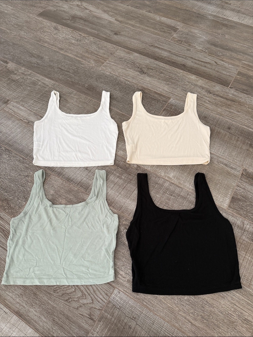 Shein Tank Top bundle (4) size small (Black, White, Creamy Yellow & Sage Green)